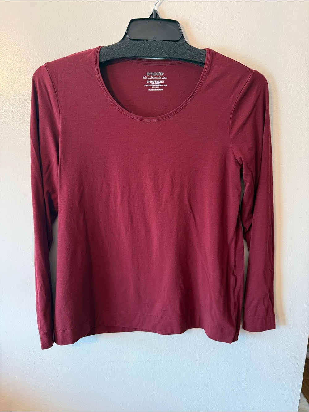 Chico's the ultimate tee Burgundy Long Sleeve Scoop Neck Tee